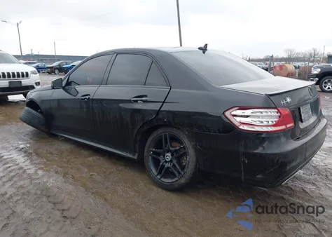 2014 Mercedes-Benz E 350 4Matic z USA, uszkodzony, nr VIN WDDHF8JB4EA788823